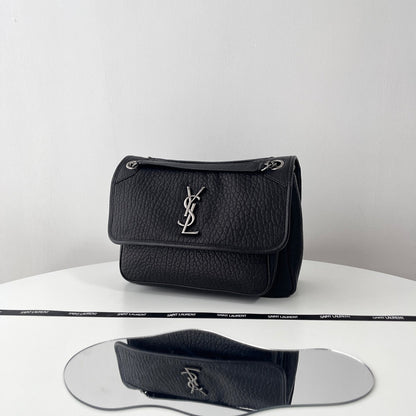 Black Leather Niki Shoulder Bag - Level 5