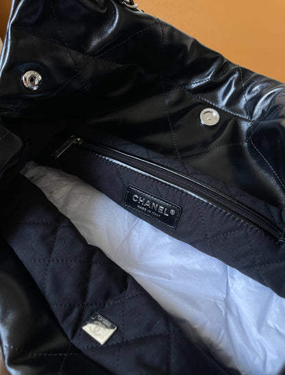 22 Bag Small Silver & Black Lambskin Leather - Level 5