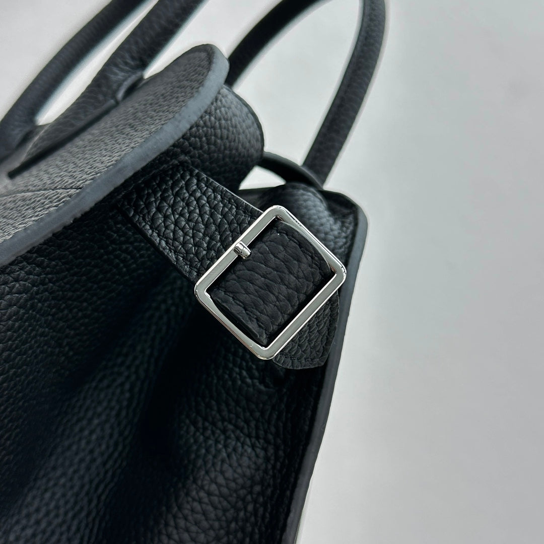 Margaux 12 Black Leather Tote Bag ROW - Level 5