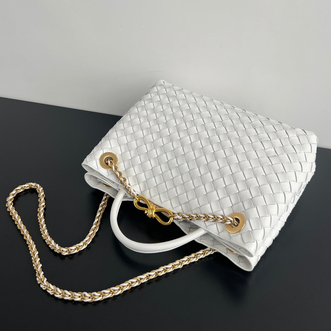 Medium Andiamo Chain Tote White Woven Leather BTV - Level 5