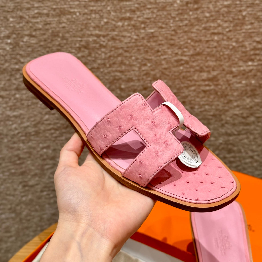 Light Pink Ostrich Oran Sandals - Level X