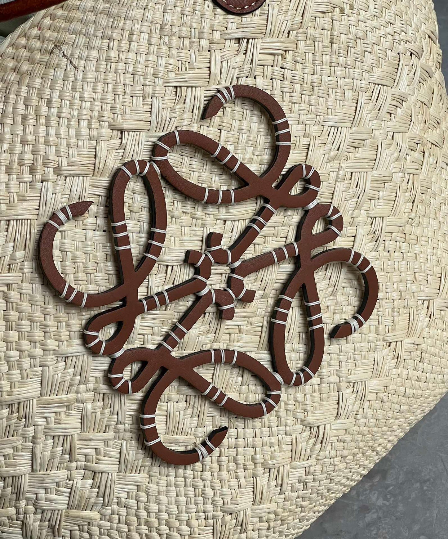 Medium Brown Anagram Basket - Level 5