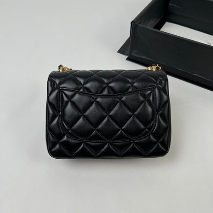 Pearl Quilted Lambskin Mini Flap Bag CNL - Level X