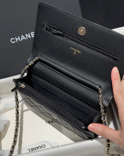 Diamond Black Caviar Leather Wallet On Chain - Level 5