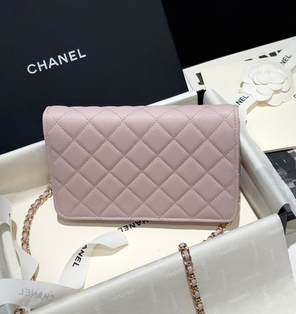 Diamond Pink Caviar Leather Wallet On Chain - Level 5