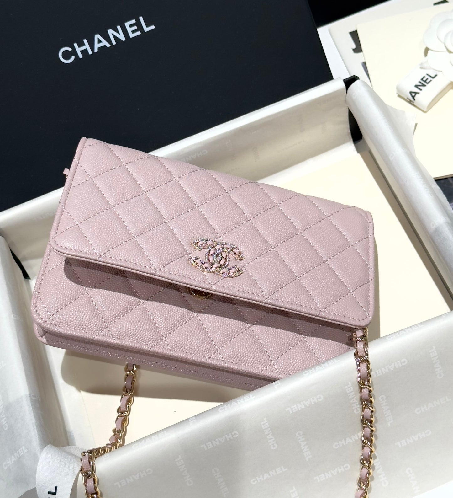 Diamond Pink Caviar Leather Wallet On Chain - Level 5