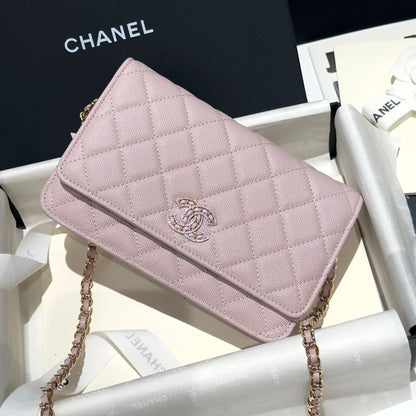 Diamond Pink Caviar Leather Wallet On Chain - Level 5