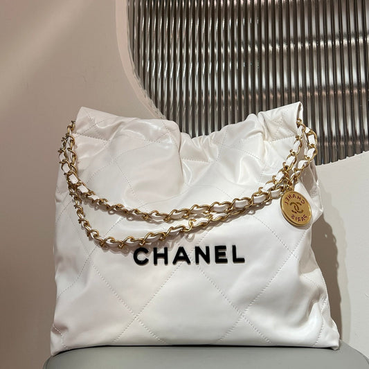 22 Bag Small White Lambskin Leather - Level X