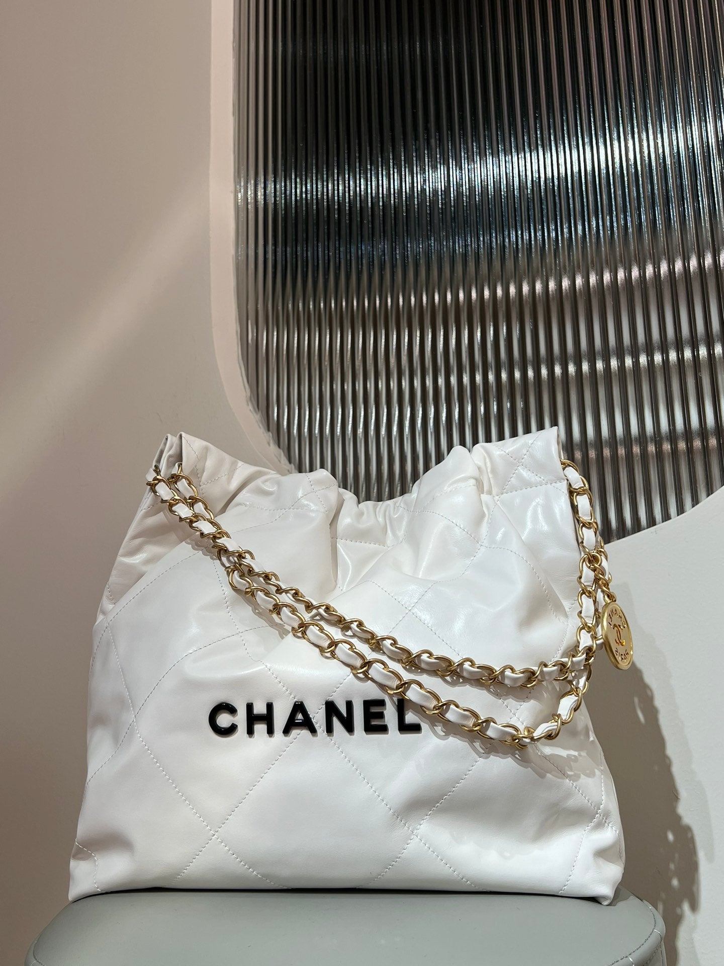 22 Bag Small White Lambskin Leather - Level X