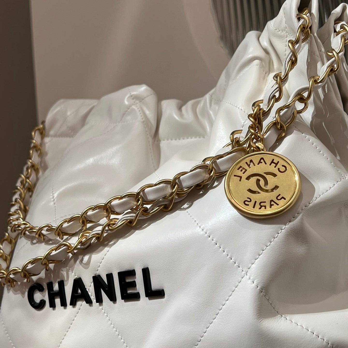 22 Bag Small White Lambskin Leather - Level X