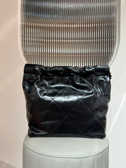 22 Bag Small Black & Black Lambskin Leather - Level X
