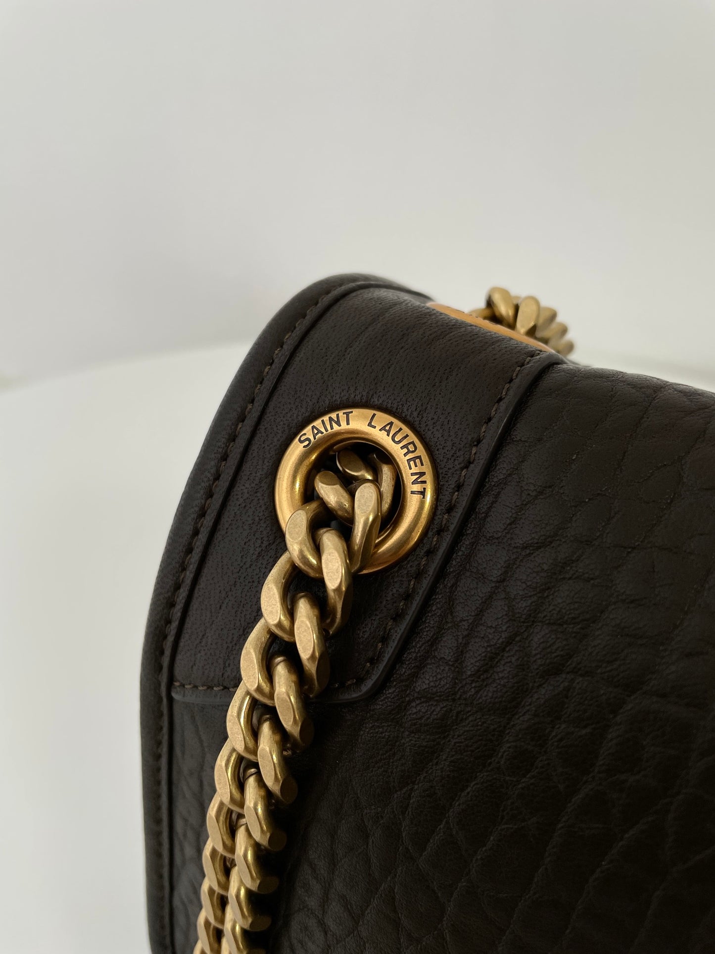 Light Musk Leather Niki Shoulder Bag - Level 5