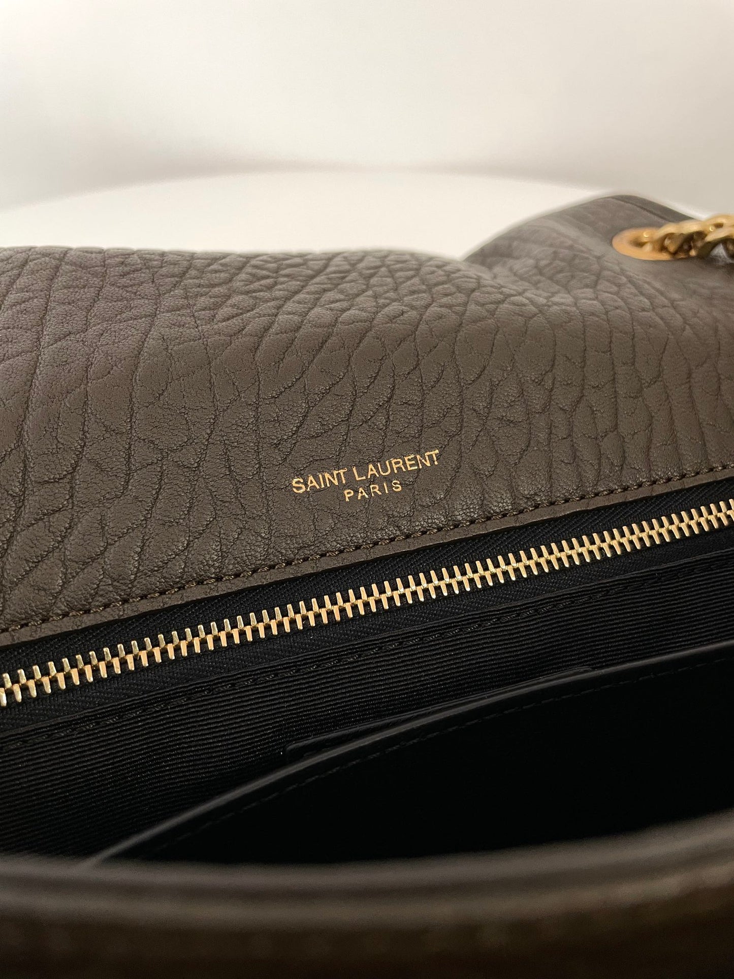 Light Musk Leather Niki Shoulder Bag - Level 5