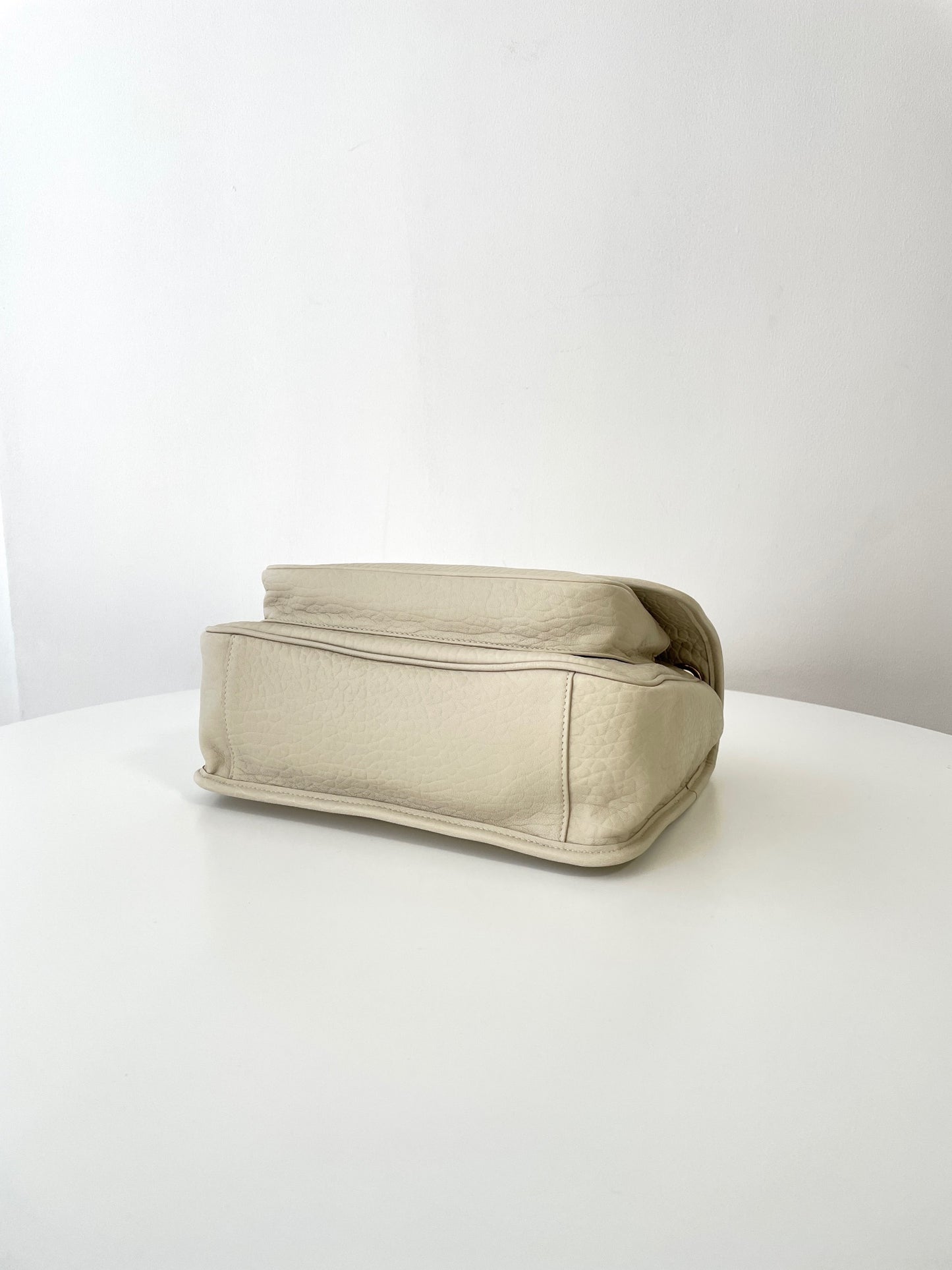 Cream White Leather Niki Shoulder Bag - Level 5
