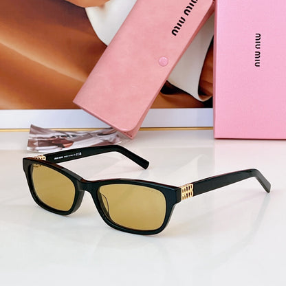 Rounded Rectangle Frame MIU Sunglasses