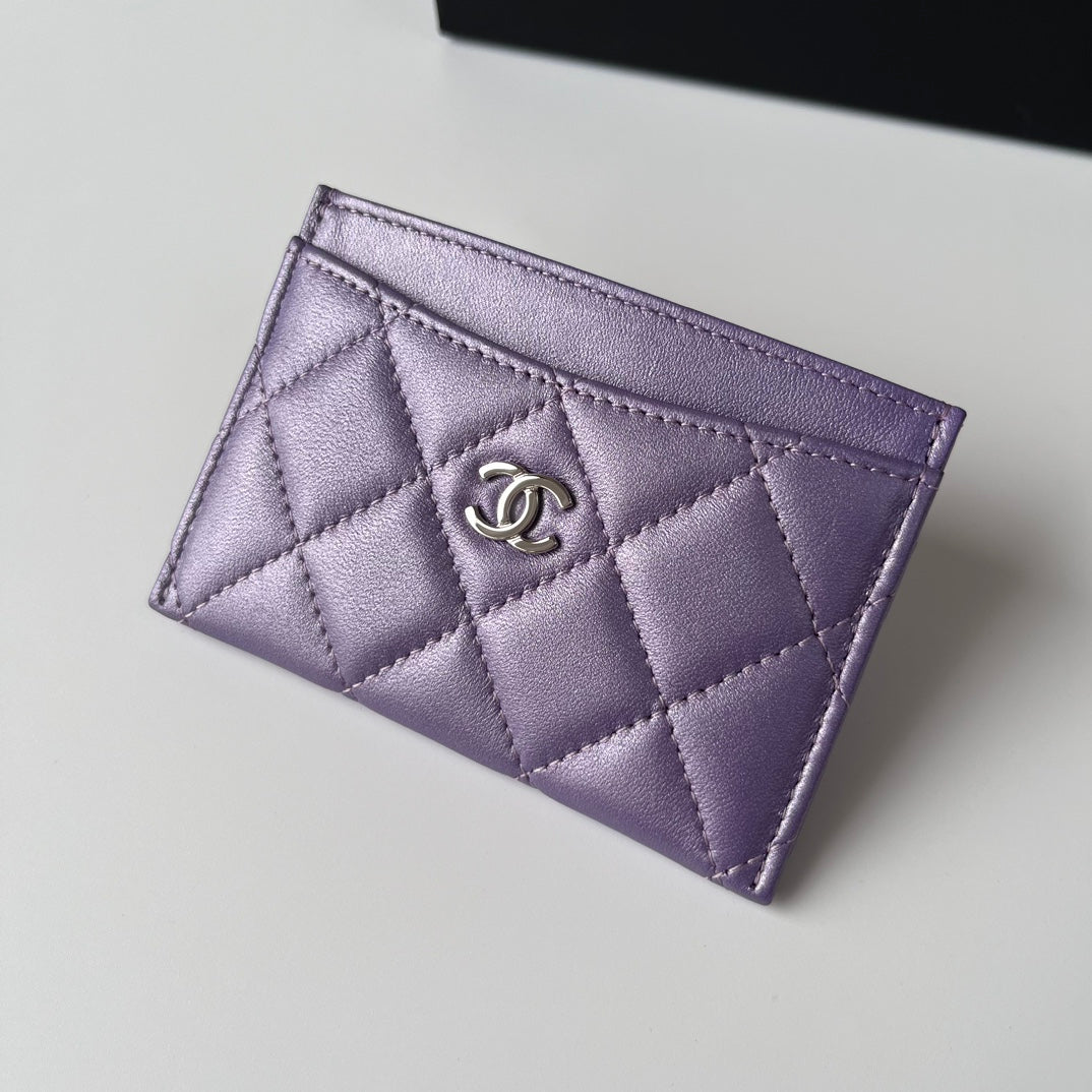 Iridescent Quilted Card Holder CNL - Level 5