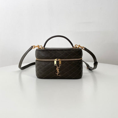 Gaby Vanity Bag Light Musk Leather - Level 5