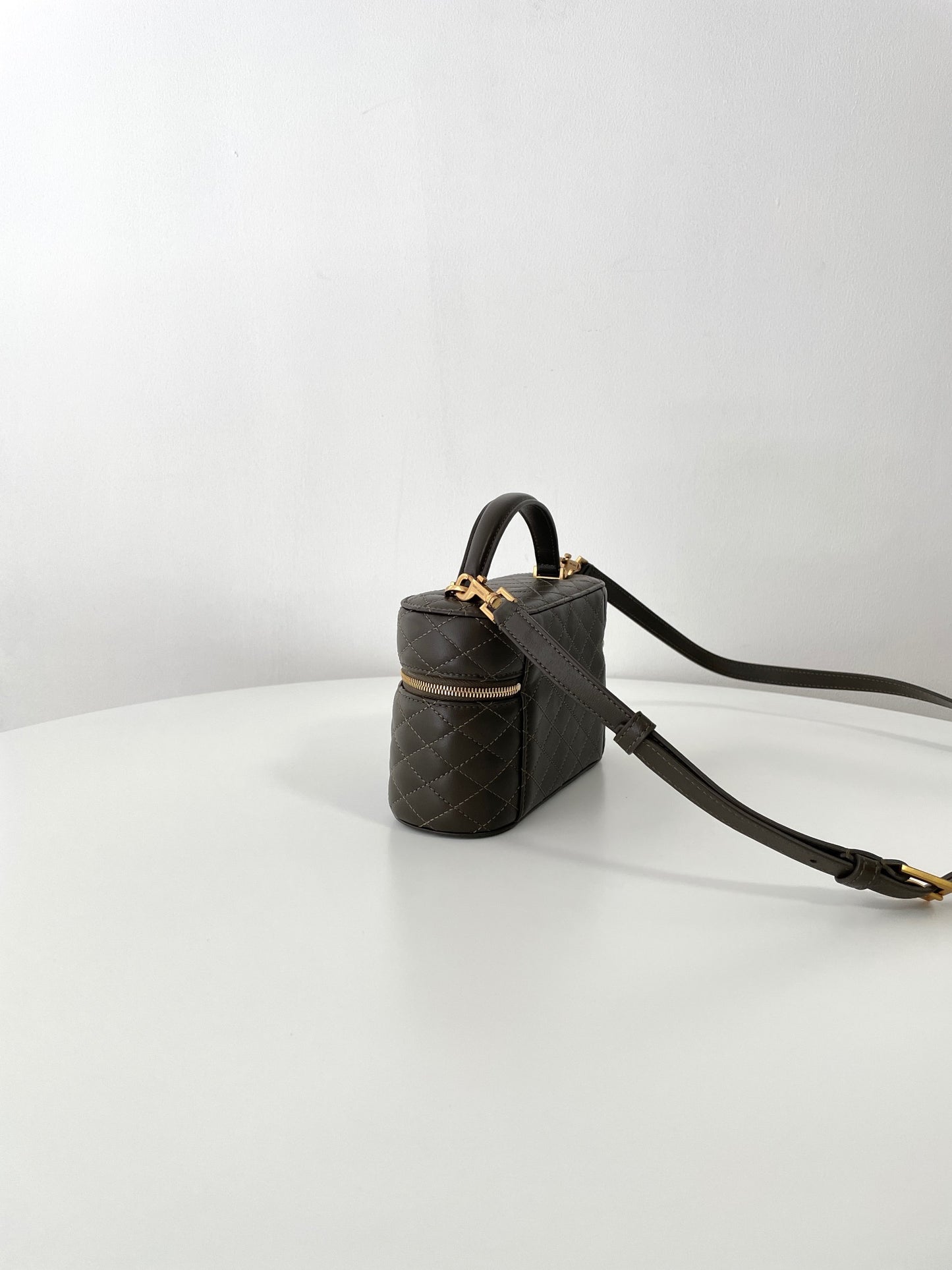 Gaby Vanity Bag Light Musk Leather - Level 5