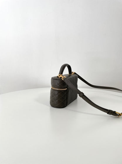 Gaby Vanity Bag Light Musk Leather - Level 5