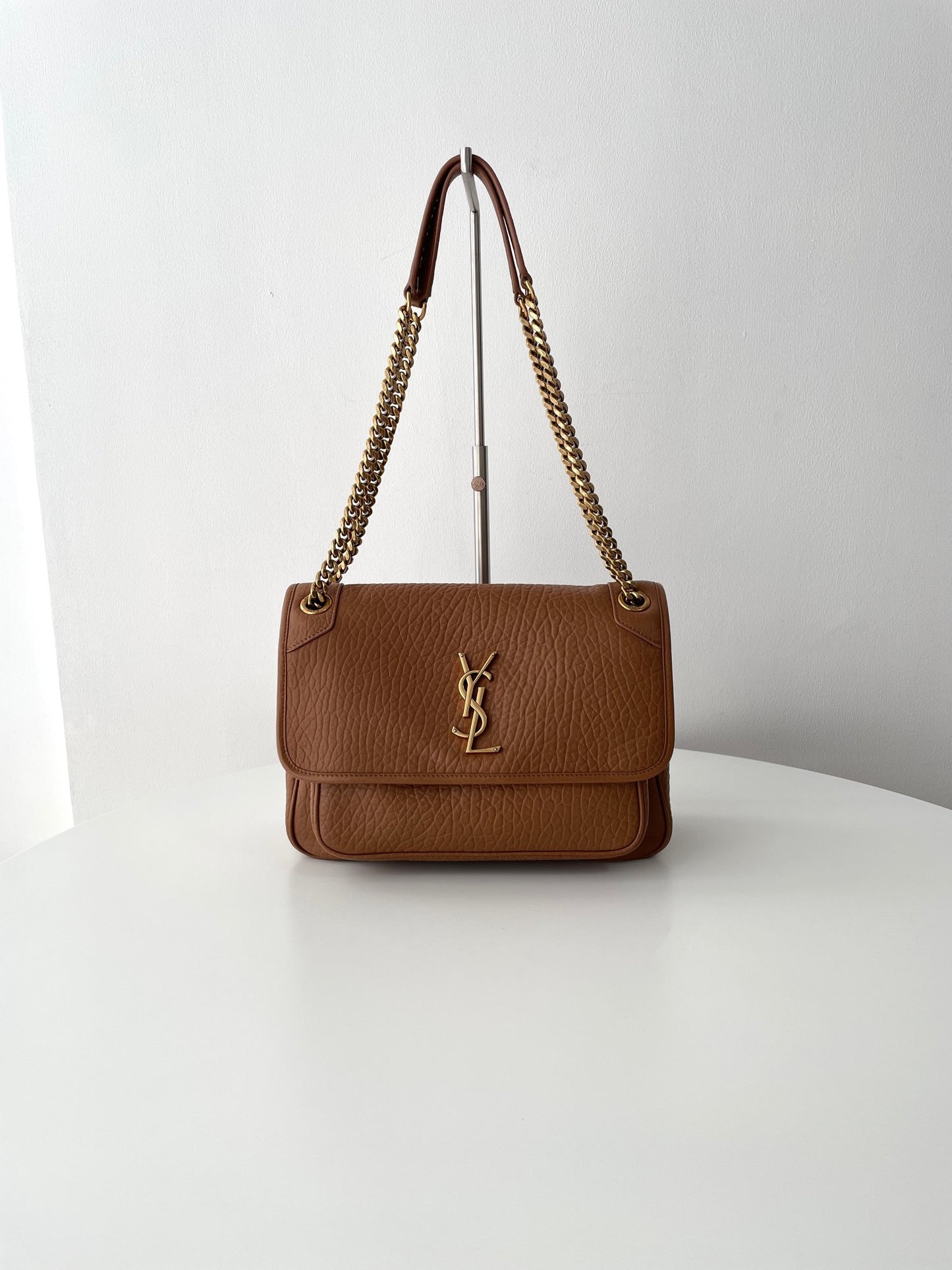 Brown Leather Niki Shoulder Bag - Level 5