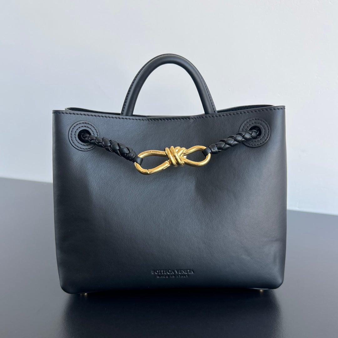 Small Andiamo Tote Black Full Leather BTV - Level 5