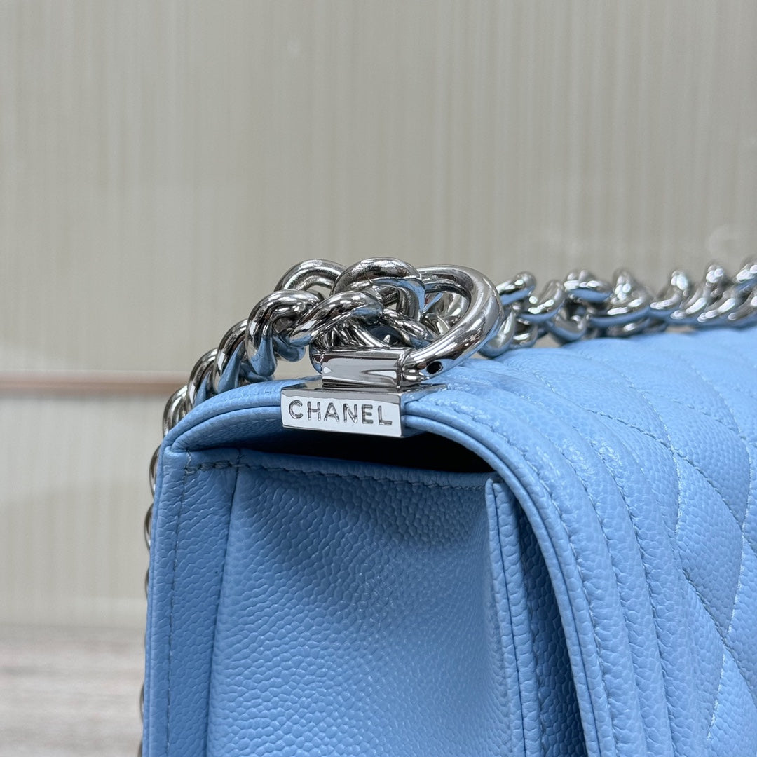 Blue Caviar Leather Medium Boy Bag - Level X