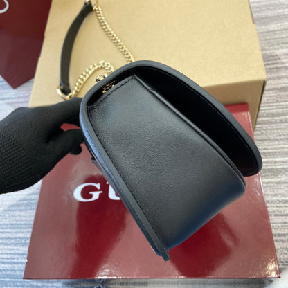 Blondie Leather Chain Bag Black GCI - Level 5