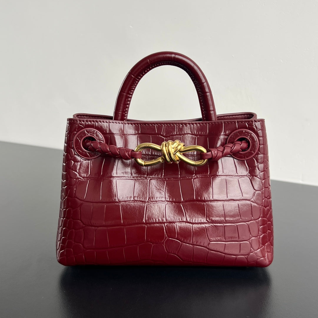 Mini Andiamo Tote Red Crocodile - Level 5