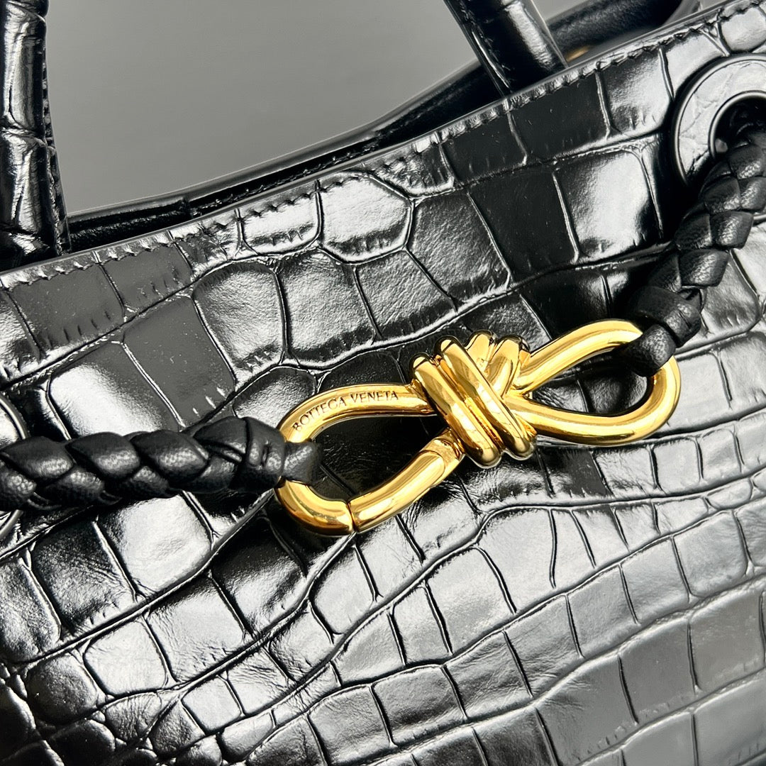 Mini Andiamo Tote Black Crocodile - Level 5