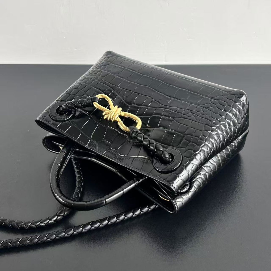 Mini Andiamo Tote Black Crocodile - Level 5