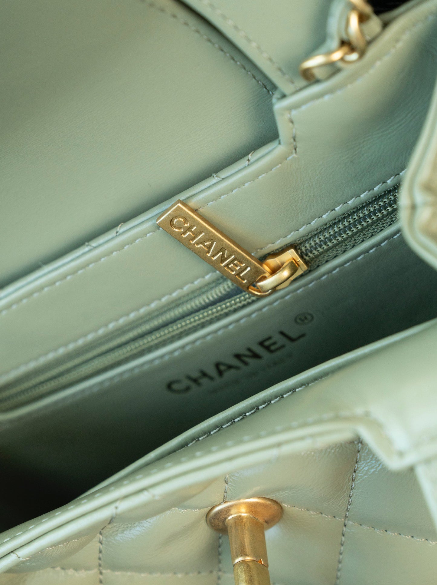 Kelly Bag Mint Green Lambskin Leather - Level 5