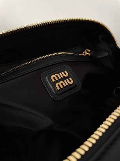 Black Leather Medium Arcadie Bag - Level 5