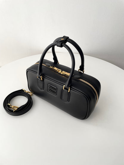 Black Leather Medium Arcadie Bag - Level 5