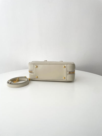 Chalk White Leather Medium Arcadie Bag - Level 5