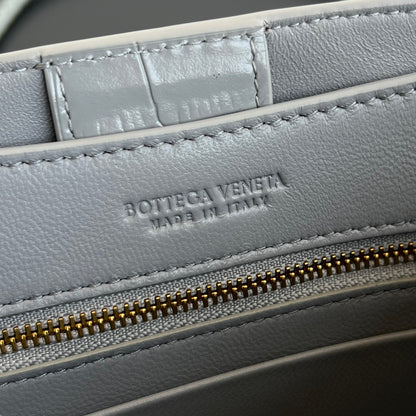 Mini Andiamo Tote Grey Crocodile - Level 5