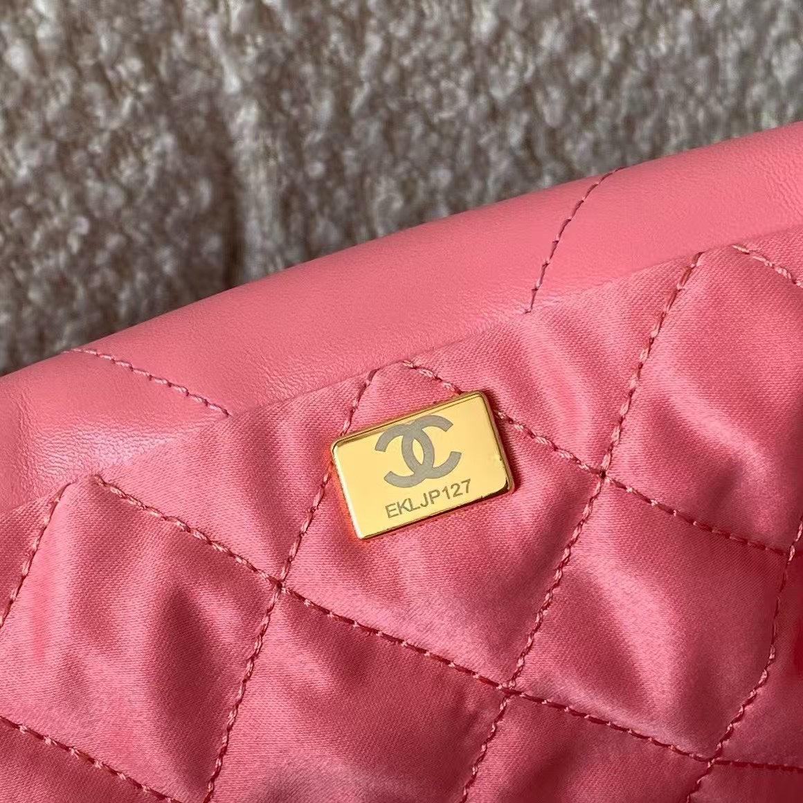 Pink Leather Small 22 Tote Bag - Level 4