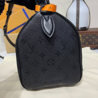 P9 Speedy 30 Bandouliere Ultra Black Leather - Level 5