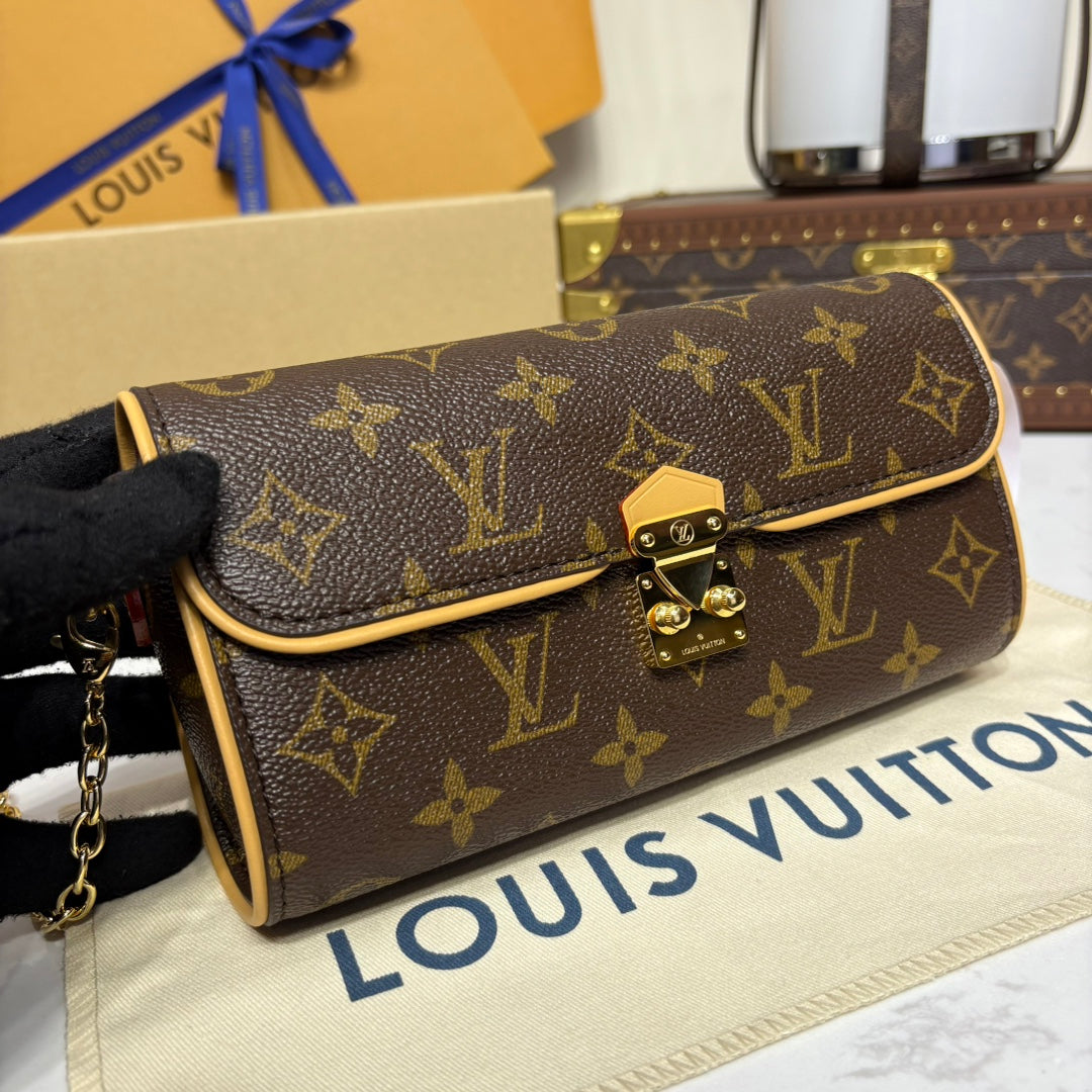 Pochette Camille Brown Mono - Level 5