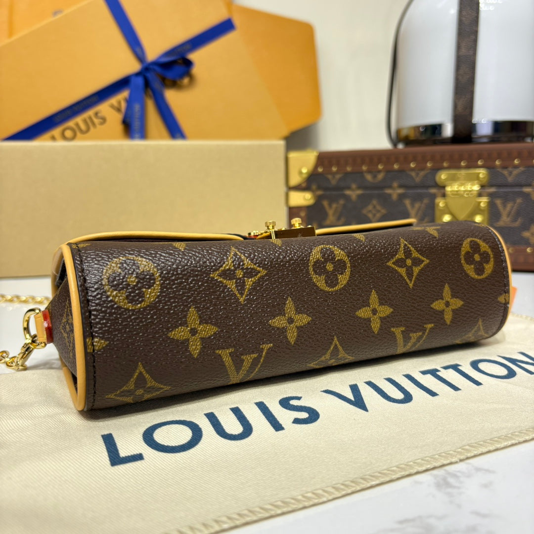 Pochette Camille Brown Mono - Level 5