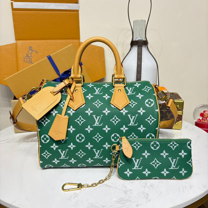 P9 Speedy 30 Bandouliere Green Leather - Level 5