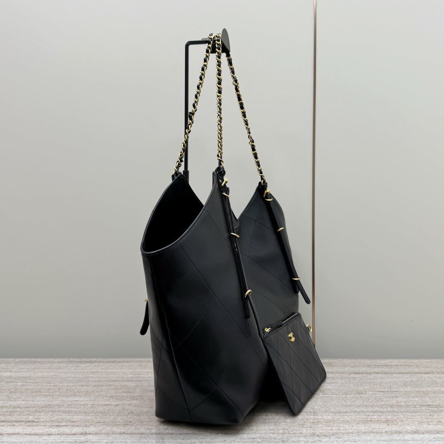 Black Leather Maxi Shopping Tote Bag - Level X