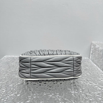 Grey Leather Wander Bag - Level 5
