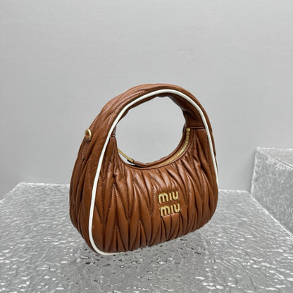 Brown Leather Wander Bag - Level 5