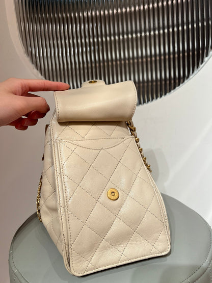 25 Hobo Bag Beige Caviar Leather - Level X