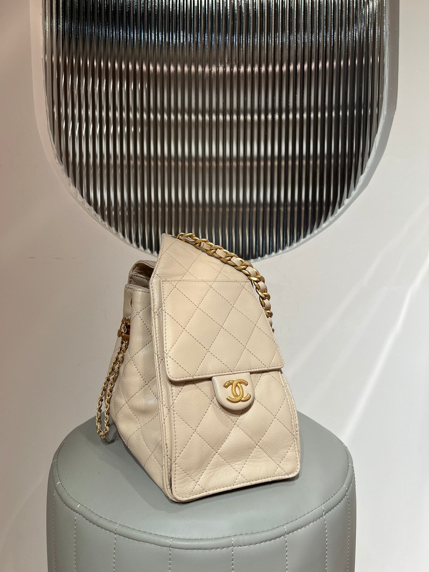 25 Hobo Bag Beige Caviar Leather - Level X