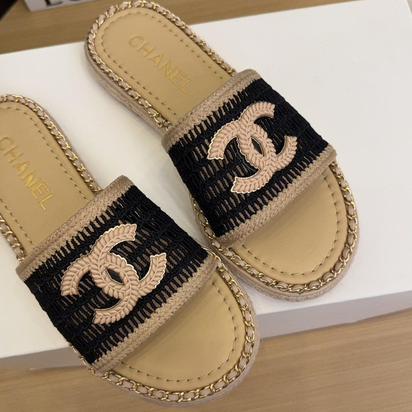 Black Beige Chain Braided Slides
