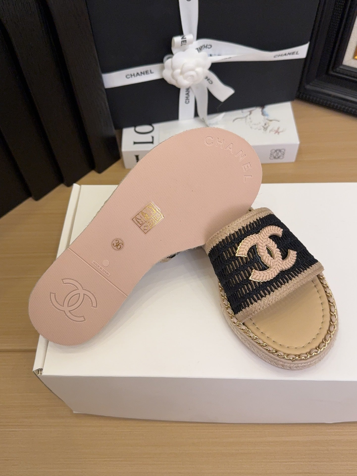 Black Beige Chain Braided Slides