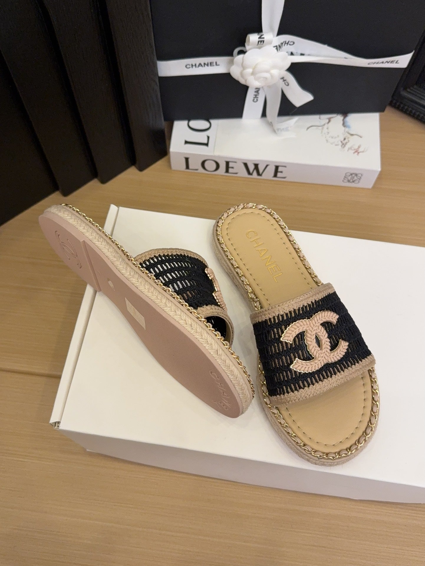 Black Beige Chain Braided Slides