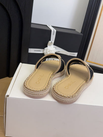 Black Beige Chain Braided Slides