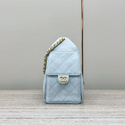 25 Hobo Bag Light Blue Caviar Leather - Level X